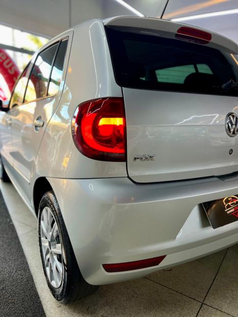 VOLKSWAGEN Fox 1.0 4P FLEX, Foto 10