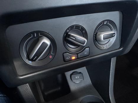 VOLKSWAGEN Fox 1.0 4P FLEX, Foto 11