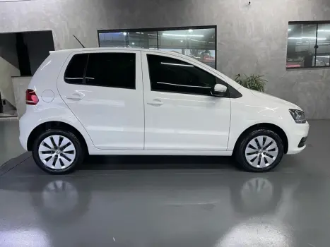 VOLKSWAGEN Fox 1.0 TRENDLINE FLEX, Foto 4