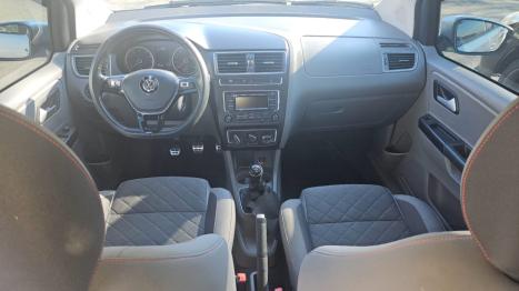 VOLKSWAGEN Fox 1.6 16V 4P MSI HIGHLINE FLEX, Foto 8