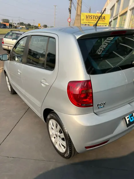 VOLKSWAGEN Fox 1.6 4P FLEX, Foto 8