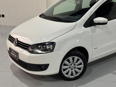 VOLKSWAGEN Fox 1.6 4P TREND FLEX, Foto 4