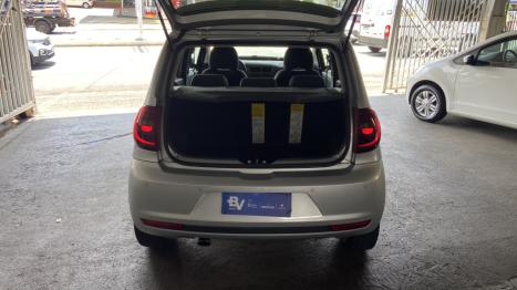 VOLKSWAGEN Fox 1.6 4P HIGHLINE FLEX, Foto 16