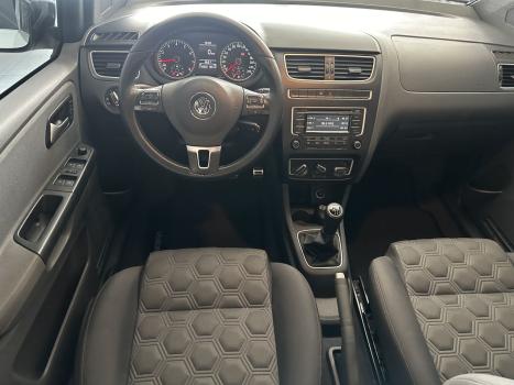 VOLKSWAGEN Fox 1.6 4P SELEO FLEX, Foto 3