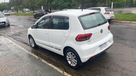 VOLKSWAGEN Fox 1.6 4P FLEX CONNECT I-MOTION AUTOMATIZADO, Foto 4