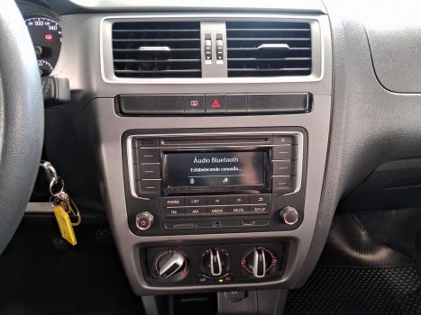 VOLKSWAGEN Fox 1.6 4P, Foto 7