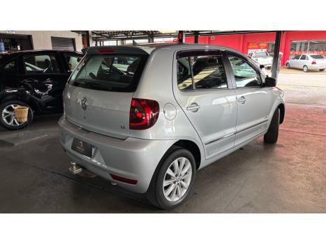 VOLKSWAGEN Fox 1.6 4P, Foto 4