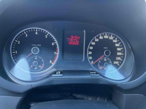 VOLKSWAGEN Fox 1.6 4P, Foto 8