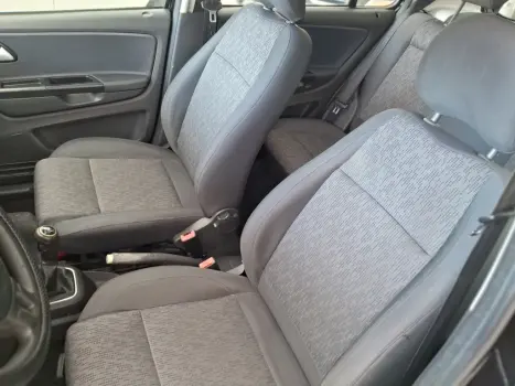 VOLKSWAGEN Fox 1.6 4P TREND FLEX, Foto 8