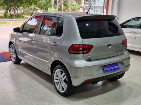 VOLKSWAGEN Fox 1.6 4P HIGHLINE FLEX, Foto 4