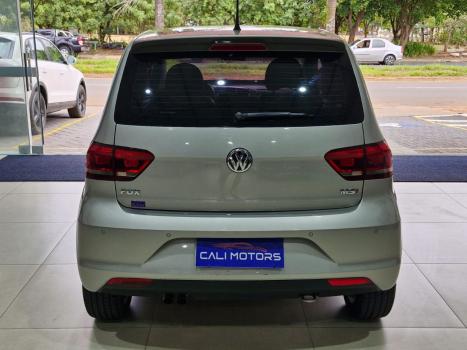VOLKSWAGEN Fox 1.6 4P HIGHLINE FLEX, Foto 6
