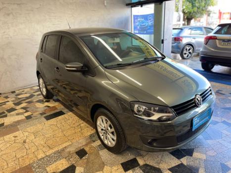 VOLKSWAGEN Fox 1.6 4P, Foto 4
