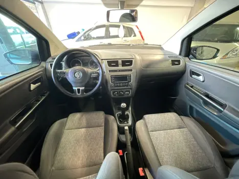 VOLKSWAGEN Fox 1.6 4P, Foto 6