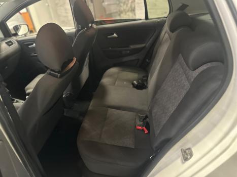 VOLKSWAGEN Fox 1.6 4P FLEX, Foto 10