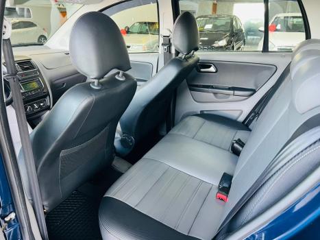 VOLKSWAGEN Fox 1.6 4P, Foto 15