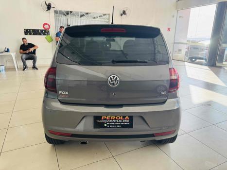VOLKSWAGEN Fox 1.6 4P, Foto 4