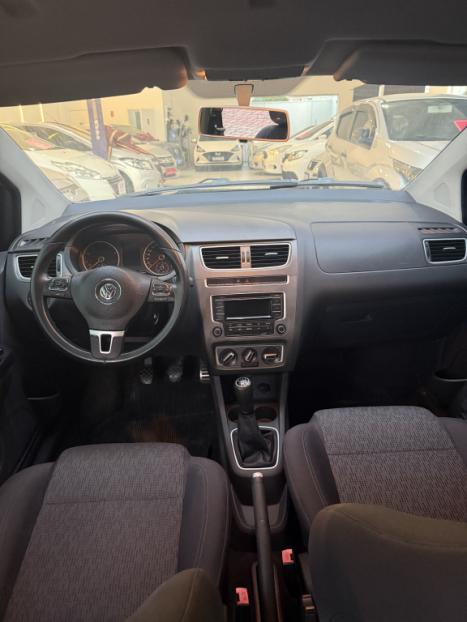 VOLKSWAGEN Fox 1.6 4P, Foto 4