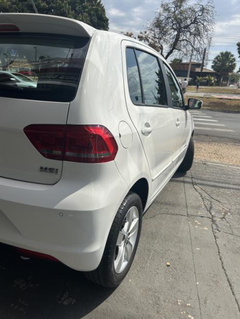 VOLKSWAGEN Fox 1.6 4P COMFORTLINE FLEX, Foto 5