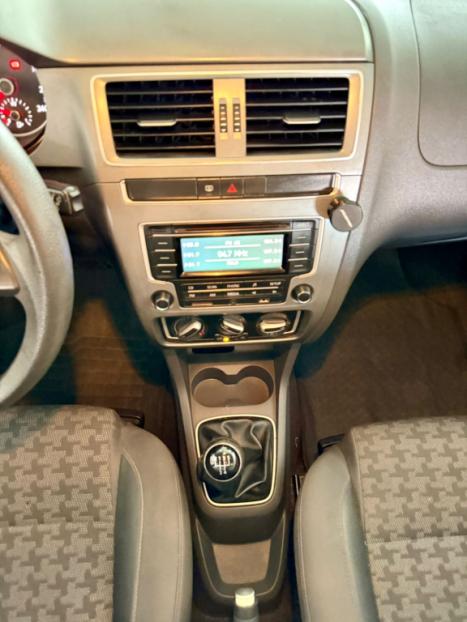 VOLKSWAGEN Fox 1.6 4P MSI COMFORTLINE FLEX, Foto 8
