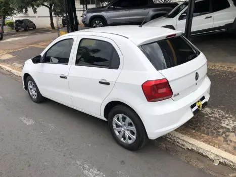 VOLKSWAGEN Gol 1.0 12V 4P FLEX MPI G7, Foto 5