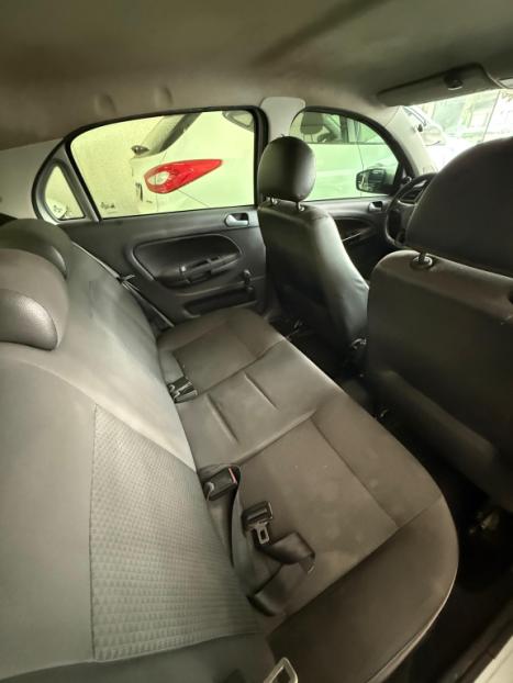 VOLKSWAGEN Gol 1.0 4P, Foto 5