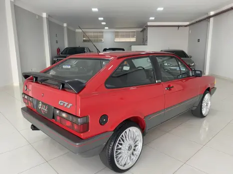 VOLKSWAGEN Gol 1.8 GTS, Foto 2