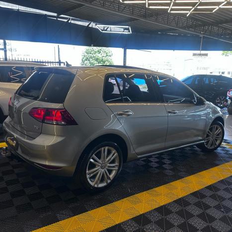 VOLKSWAGEN Golf 1.0 12V 4P TSI COMFORTLINE FLEX, Foto 4