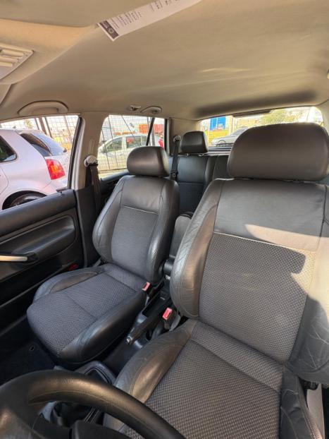 VOLKSWAGEN Golf 1.6 4P CONFORTLINE, Foto 8