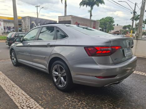 VOLKSWAGEN Jetta 1.4 4P 250 TSI R-LINE AUTOMTICO, Foto 1