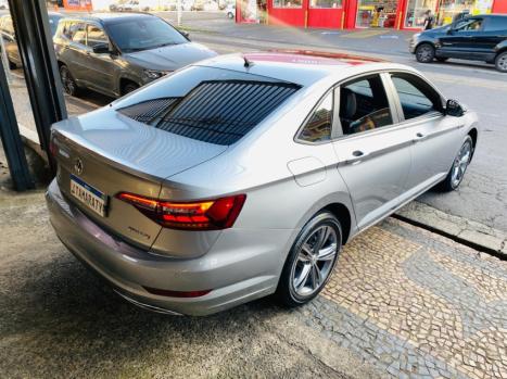 VOLKSWAGEN Jetta 1.4 4P 250 TSI R-LINE AUTOMTICO, Foto 5