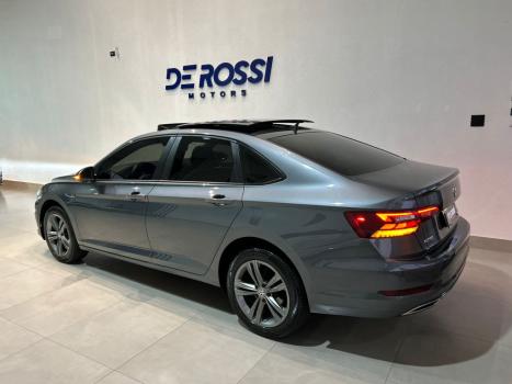 VOLKSWAGEN Jetta 1.4 4P 250 TSI R-LINE AUTOMTICO, Foto 2