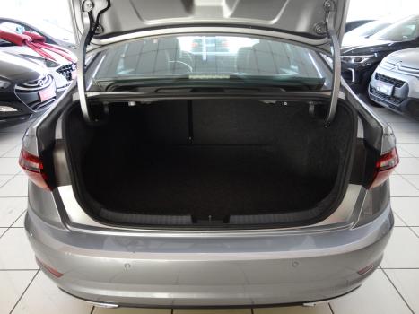 VOLKSWAGEN Jetta 1.4 4P 250 TSI R-LINE AUTOMTICO, Foto 8
