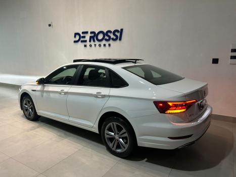 VOLKSWAGEN Jetta 1.4 4P 250 TSI R-LINE AUTOMTICO, Foto 2