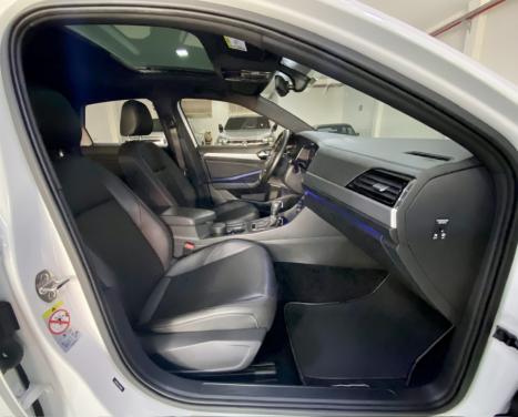 VOLKSWAGEN Jetta 1.4 4P 250 TSI R-LINE AUTOMTICO, Foto 9