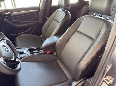 VOLKSWAGEN Jetta 1.4 4P 250 TSI R-LINE AUTOMTICO, Foto 15