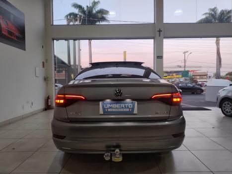 VOLKSWAGEN Jetta 1.4 4P 250 TSI TURBO CONFORTLINE AUTOMTICO, Foto 4