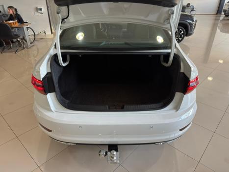 VOLKSWAGEN Jetta 1.4 4P 250 TSI R-LINE AUTOMTICO, Foto 17