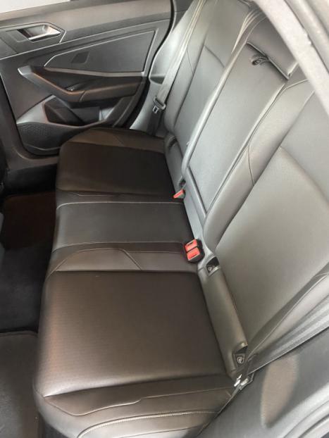 VOLKSWAGEN Jetta 1.4 4P 250 TSI R-LINE AUTOMTICO, Foto 5