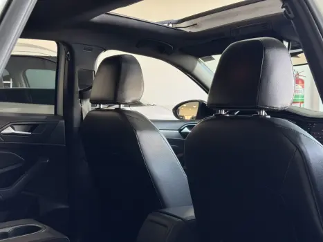 VOLKSWAGEN Jetta 1.4 4P 250 TSI R-LINE AUTOMTICO, Foto 13