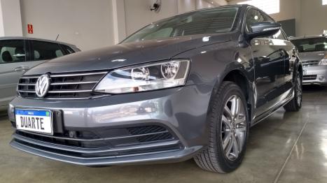 VOLKSWAGEN Jetta 2.0 4P FLEX CONFORTLINE TIPTRONIC AUTOMTICO, Foto 6