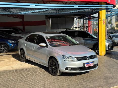 VOLKSWAGEN Jetta 2.0 4P FLEX CONFORTLINE TIPTRONIC AUTOMTICO, Foto 2