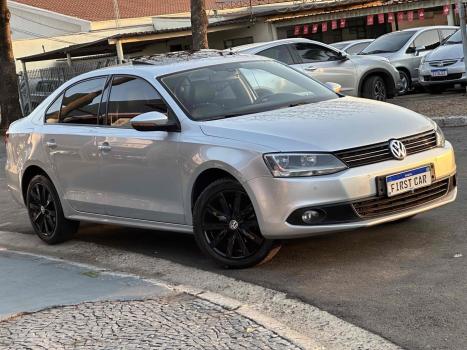 VOLKSWAGEN Jetta 2.0 4P FLEX CONFORTLINE TIPTRONIC AUTOMTICO, Foto 4