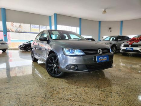 VOLKSWAGEN Jetta 2.0 4P FLEX CONFORTLINE TIPTRONIC AUTOMTICO, Foto 3