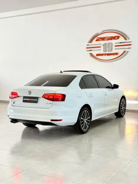 VOLKSWAGEN Jetta 2.0 4P TSI HIGHLINE 211 CV AUTOMTICO, Foto 7