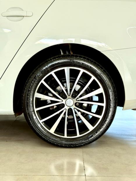 VOLKSWAGEN Jetta 2.0 4P TSI HIGHLINE 211 CV AUTOMTICO, Foto 9