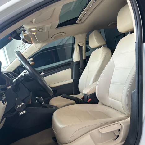 VOLKSWAGEN Jetta 2.0 4P FLEX CONFORTLINE TIPTRONIC AUTOMTICO, Foto 6