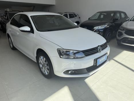 VOLKSWAGEN Jetta 2.0 4P CONFORTLINE TIPTRONIC AUTOMTICO, Foto 3