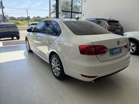 VOLKSWAGEN Jetta 2.0 4P CONFORTLINE TIPTRONIC AUTOMTICO, Foto 4