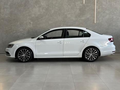 VOLKSWAGEN Jetta 2.0 4P FLEX CONFORTLINE TIPTRONIC AUTOMTICO, Foto 4