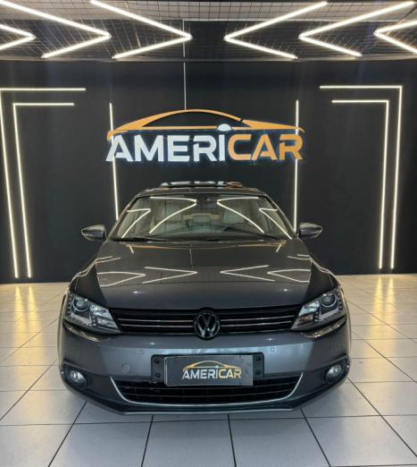 VOLKSWAGEN Jetta 2.0 4P TSI HIGHLINE 211 CV AUTOMTICO, Foto 2